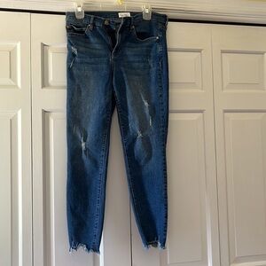 Nichol Miller, denim Soho High Rise ankle skinny jeans. Like new size 6.